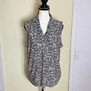*NEW* Elegant Anne Klein Black and White Sleeveless Top